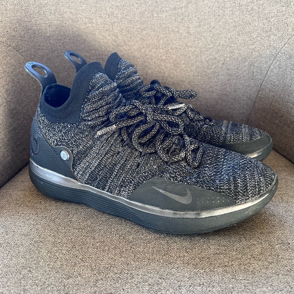 [SOLD] Zoom Kd 10 'twilight Pulse' In Black